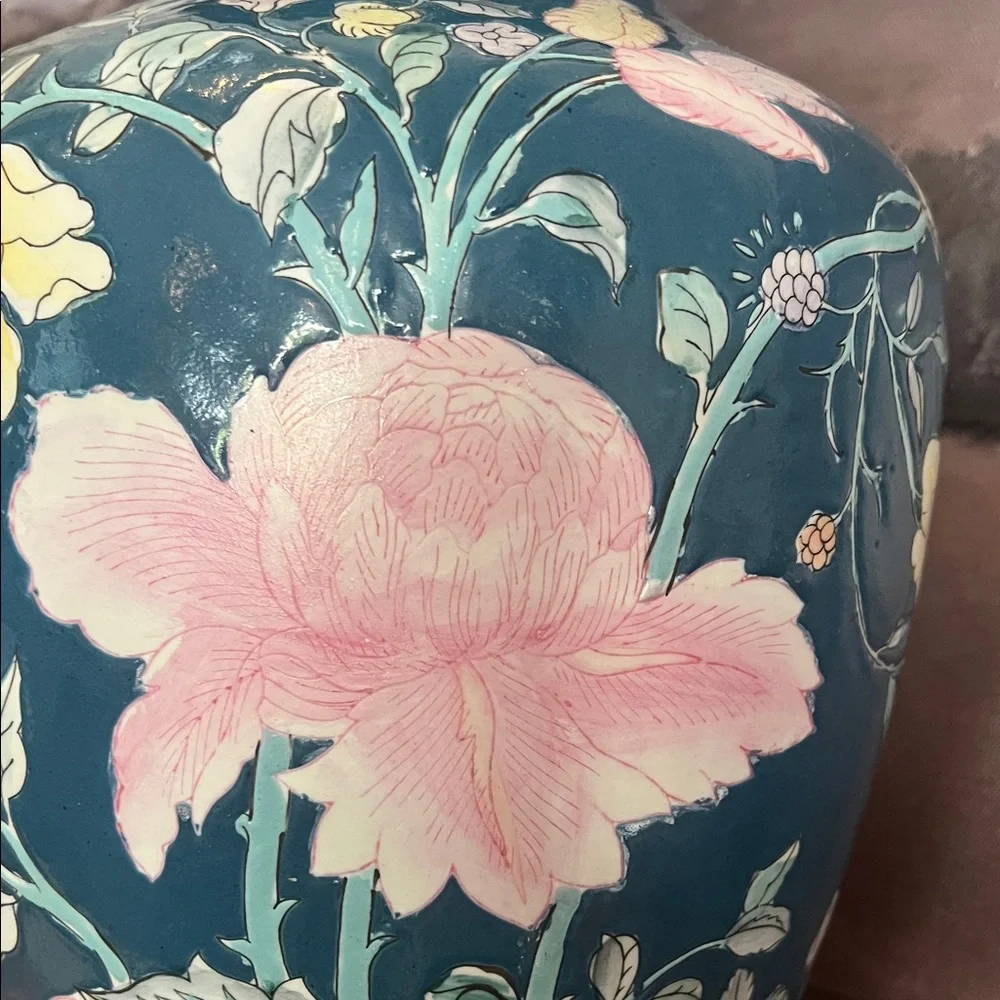 Vintage WBI Signed Chinese Porcelain Colorful Floral Vase 12 inches - Picture 2 of 6